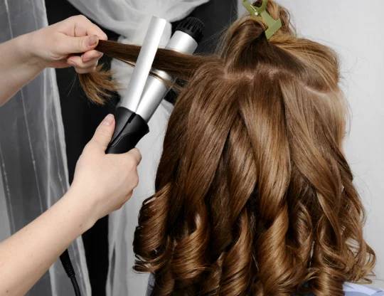 Використовуйте спеціальні засоби для об'єму волосся